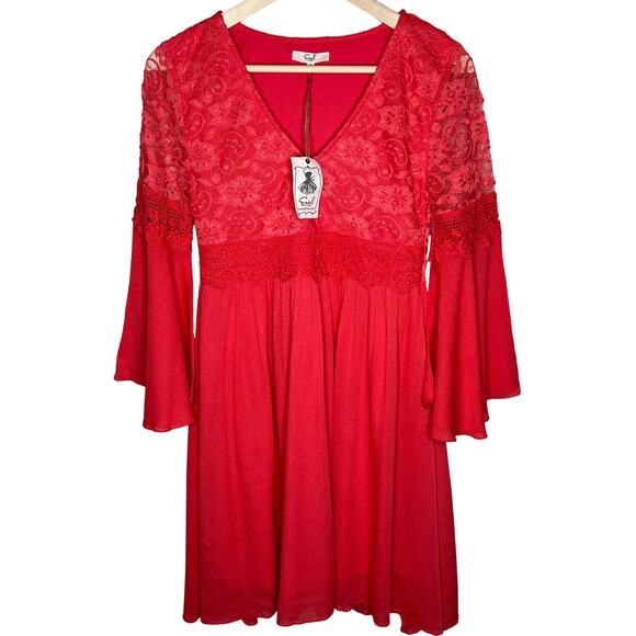 NEW Easel Babydoll Dress SMALL Empire Waist Lace V-Neck Bell Sleeve Mini Swing - Picture 1 of 10